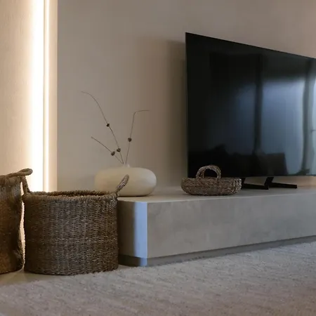 Apartment Frederik Op De Zeedijk Met Strandcabine - Vosproperties Knokke-Heist