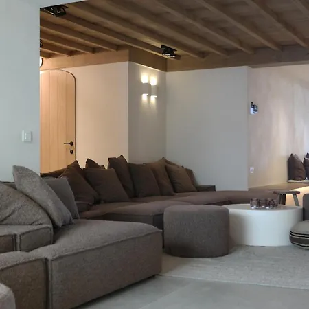 Apartment Frederik Op De Zeedijk Met Strandcabine - Vosproperties