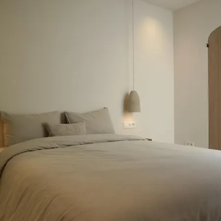 Apartment Frederik Op De Zeedijk Met Strandcabine - Vosproperties Knokke-Heist