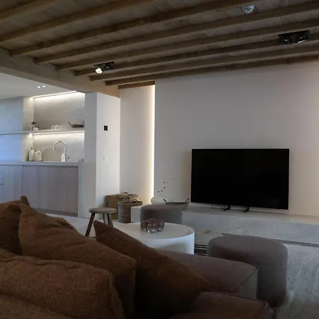Apartment Frederik Op De Zeedijk Met Strandcabine - Vosproperties *