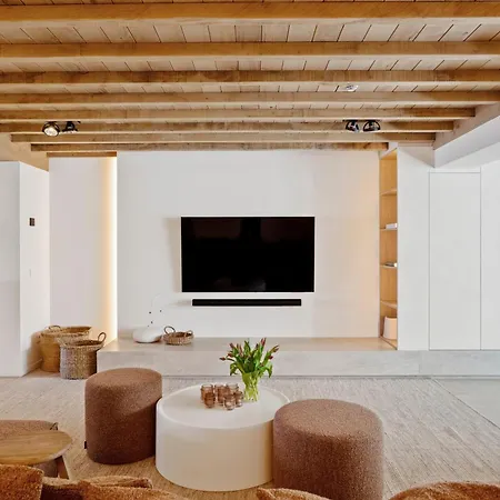 Frederik Op De Zeedijk Met Strandcabine - Vosproperties *