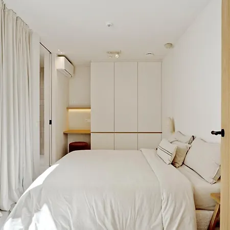 Frederik Op De Zeedijk Met Strandcabine - Vosproperties 크노케-하이스트