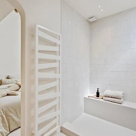 Frederik Op De Zeedijk Met Strandcabine - Vosproperties 아파트 *