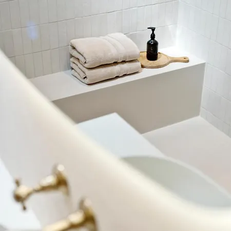 Frederik Op De Zeedijk Met Strandcabine - Vosproperties * 크노케-하이스트