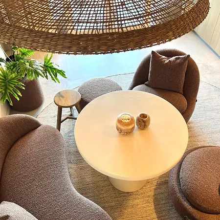 Frederik Op De Zeedijk Met Strandcabine - Vosproperties 크노케-하이스트